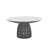 Stoły na świeżym powietrzu