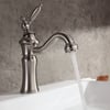 Vintage jednootvorový mosazný koupelnový umyvadlový faucet s jednou rukojetí v kartáčovaném niklu