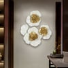 Décoration murale moderne en forme de fleur en métal, 600 mm x 700 mm, décoration murale pour la maison, salon doré et blanc
