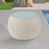 Table d'appoint en plastique et rotin de 620 mm avec plateau en verre et plateau en verre cassé