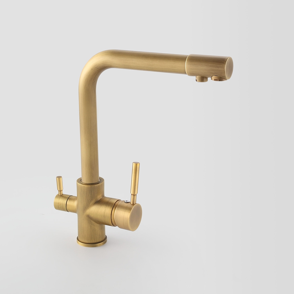 Vragen en antwoorden voor Stev antieke messing monobloc dubbele hendel keukenmengkranen met waterfiltering