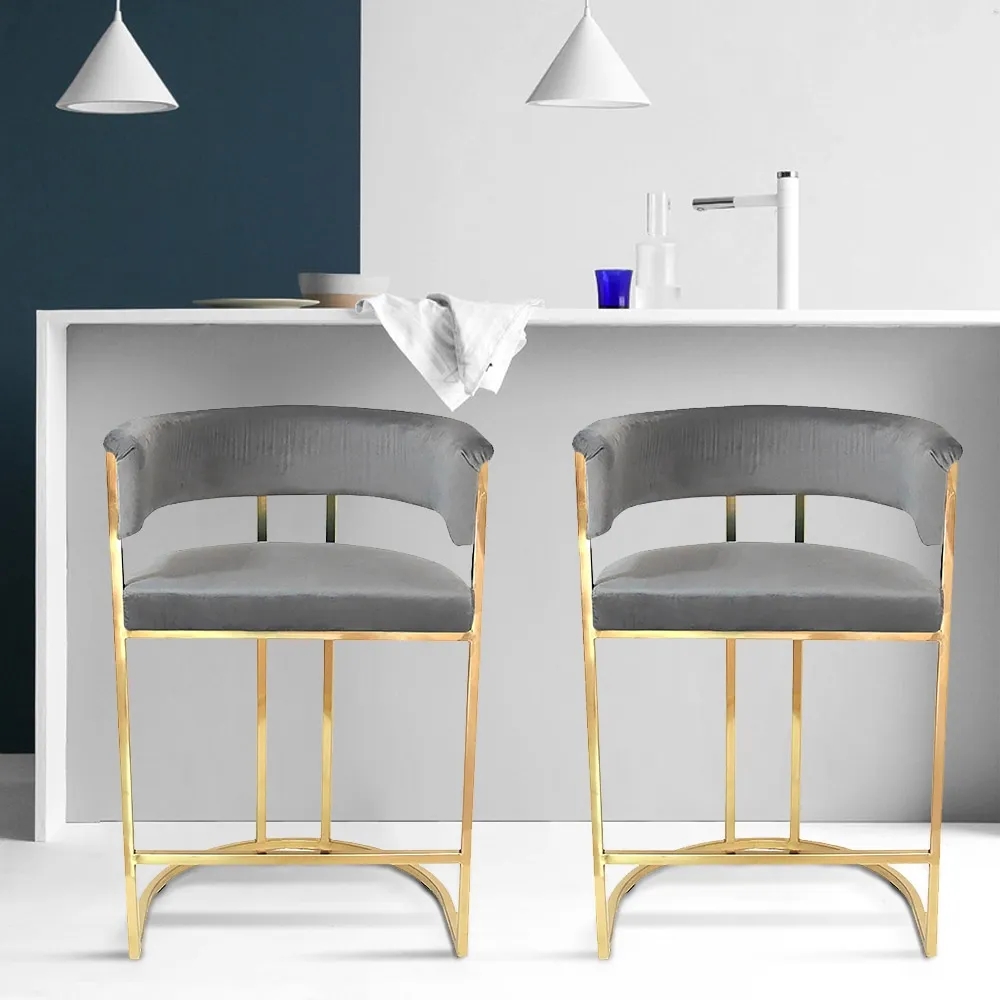 Domande e risposte per Poltrona singola imbottita in velluto grigio in oro