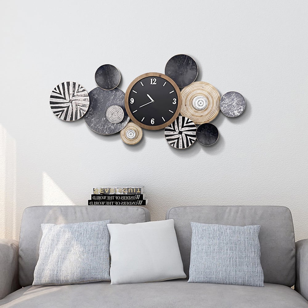 Klantrecensies voor Moderne multi-round mute wandklok metalen hangende huiskunst