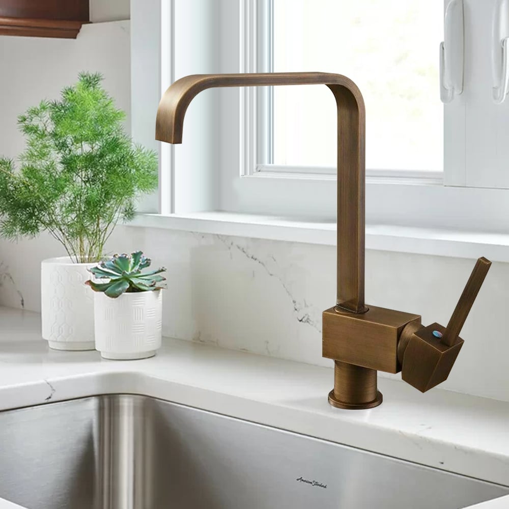 Klantrecensies voor Relia vierkante handgreep met enkele hendel Monobloc antiek messing aanrecht kraan Massief messing