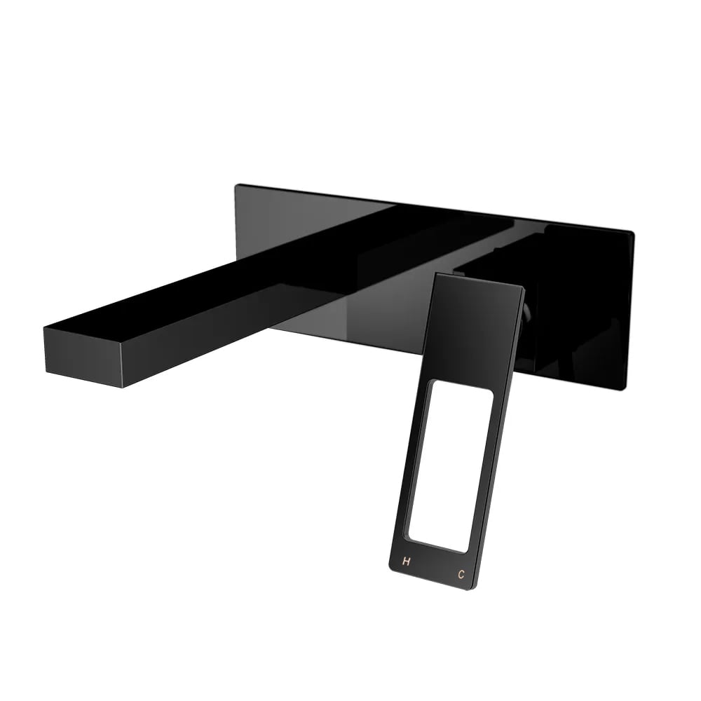 Otázky a odpovědi pro Moderní matný černý nástěnný koupelnový kohoutek z masivní mosazi