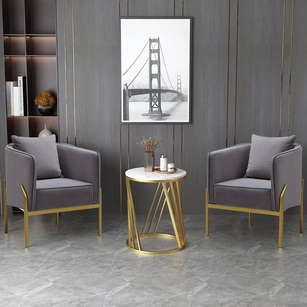 Perguntas e respostas para Cadeira Grey Velvet Accent Poltrona moderna estofada com pernas douradas, travesseiro incluído