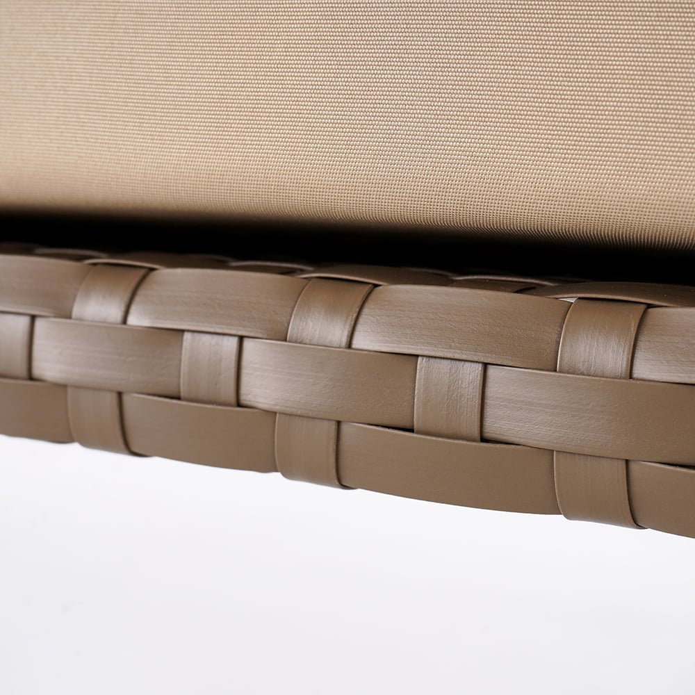 Domande e risposte per Set di 2 cuscini tradizionali per esterni, sedia a dondolo in rattan, color cachi