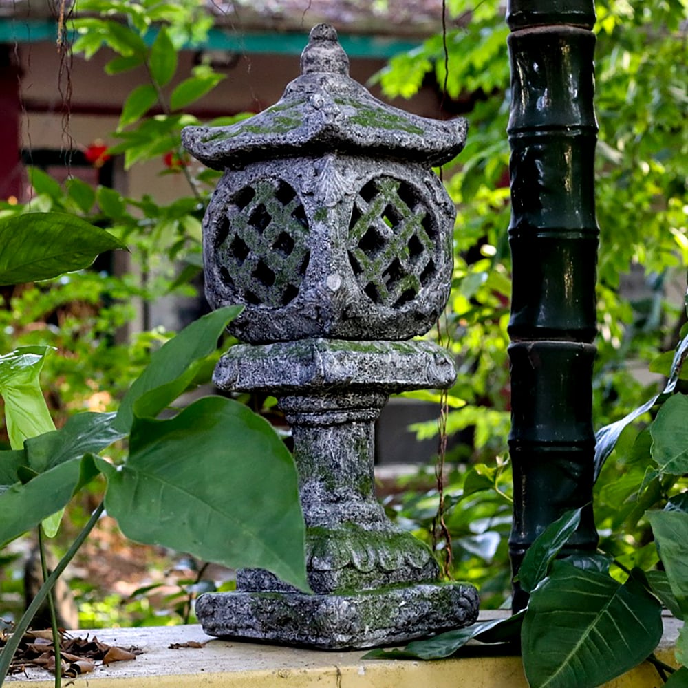 Customer Reviews for Outdoor Garden Japanese Solar Lantern Sculpture Concrete Gray Fiberglass Asian Decor