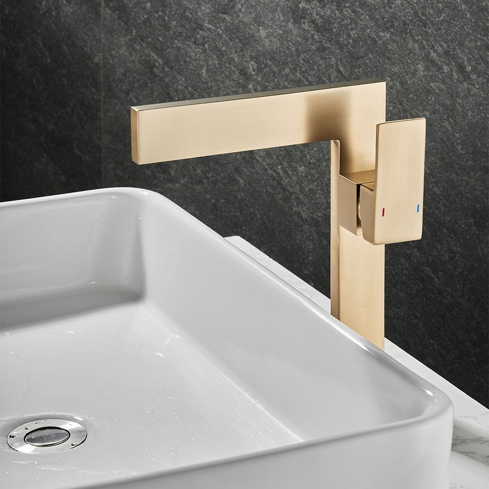 Vragen en antwoorden voor Ultradunne waterval wastafelkraan met enkele handgreep in geborsteld goud van massief messing