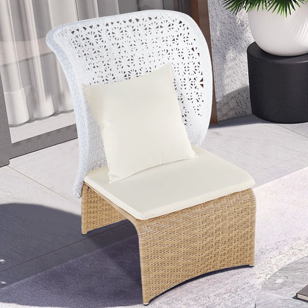 Avaliações de clientes sobre Cadeira Wingback externa Hofer Rattan com almofada branca e fundo arqueado