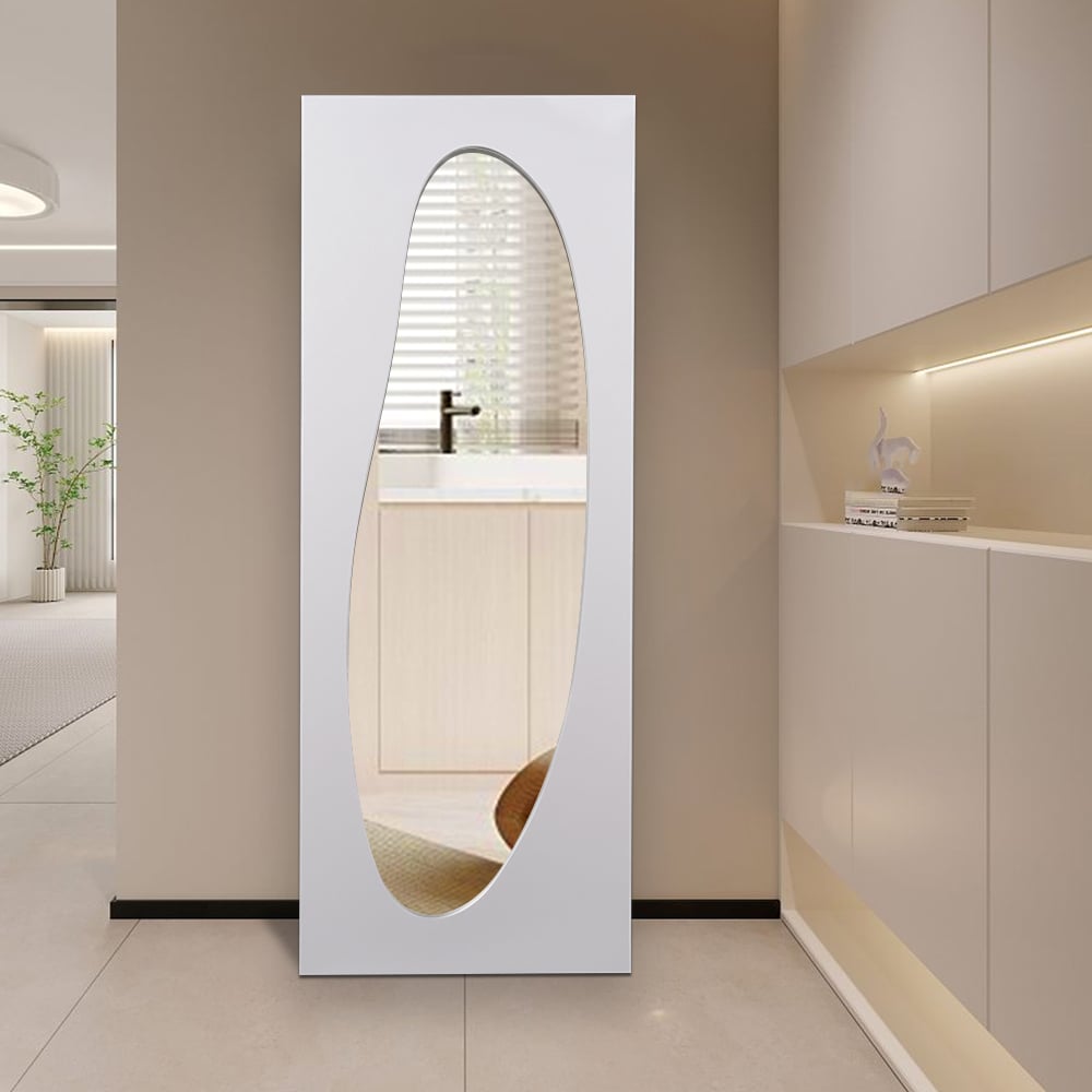 Otázky a odpovědi pro 63 „x 23,6" nadrozměrná moderní abstraktní stříbrná podlahová zrcadlová dekorace po celé délce umělecká ložnice