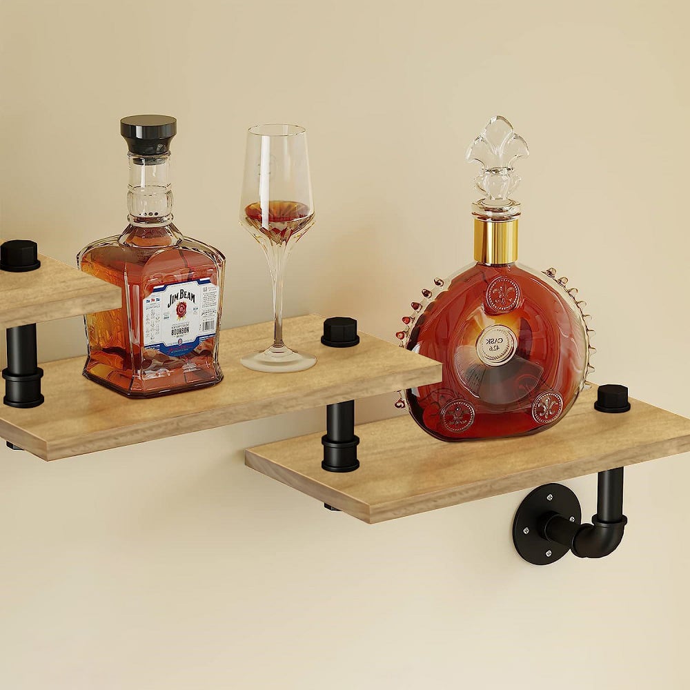 Fragen und Antworten zu Industrielles Weinregal zur Wandmontage aus Holz und Metall mit Stielglashalter