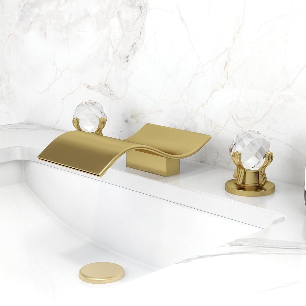 Questions et Réponses pour Robinet de lavabo à double levier cristal pour cascade 3 trous en or brossé