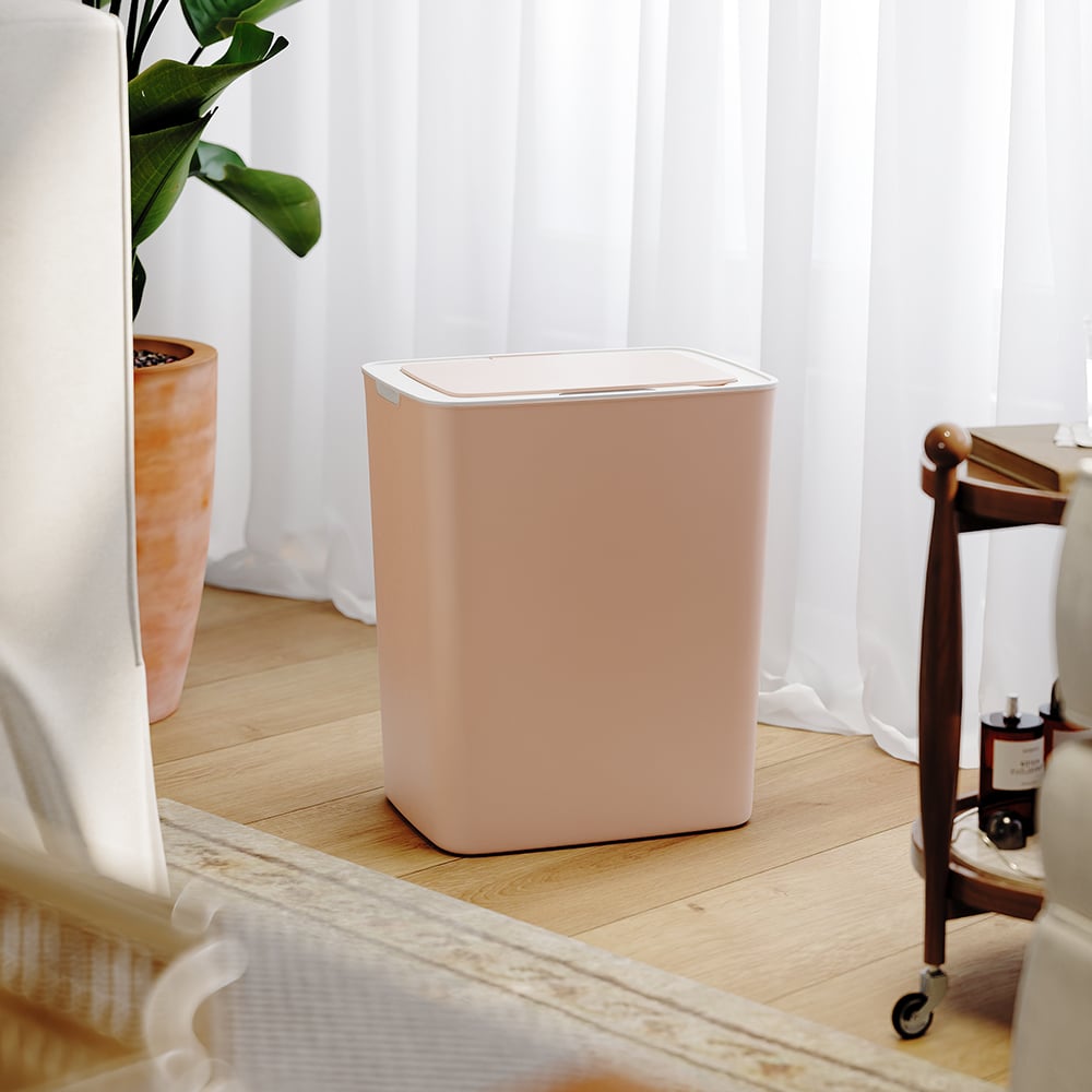Customer Reviews for Pink Intelligent Touchless Sensor Rubbish Bin with Odor-Absorbing Deodorizer Area