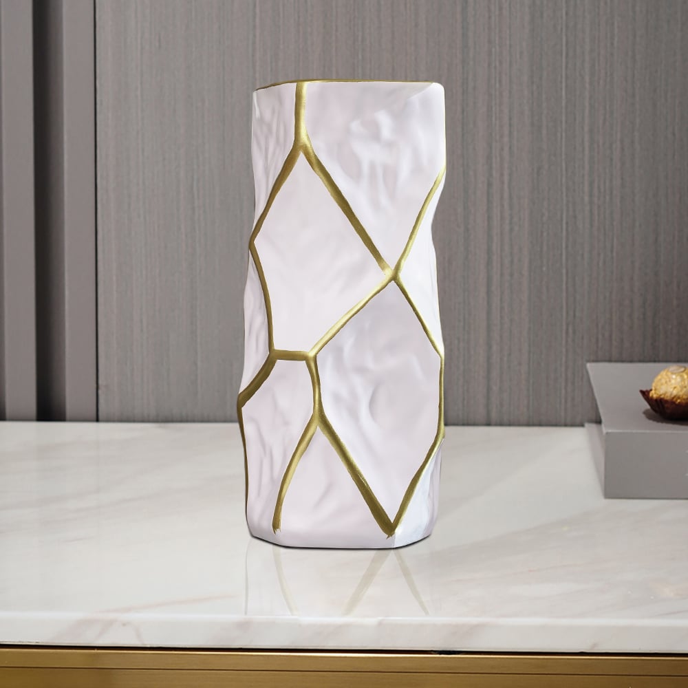 Questions and Answers for Matte Gold Pair of Fish Resin Ornaments White Artificial Plant Arrangement in Gold Vase