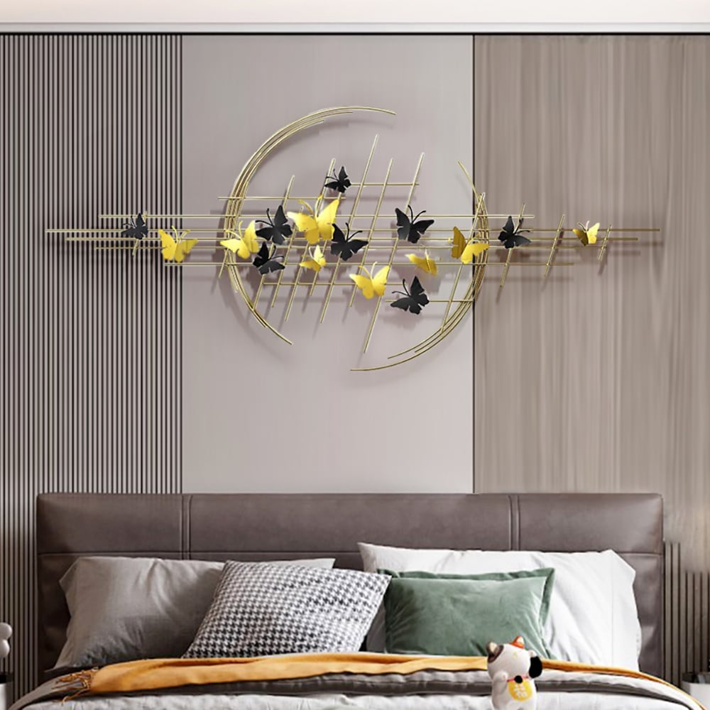 Domande e risposte per Decorazione da parete moderna a forma di farfalla da 59,1 pollici, arte creativa da parete in metallo dorato e nero per soggiorno