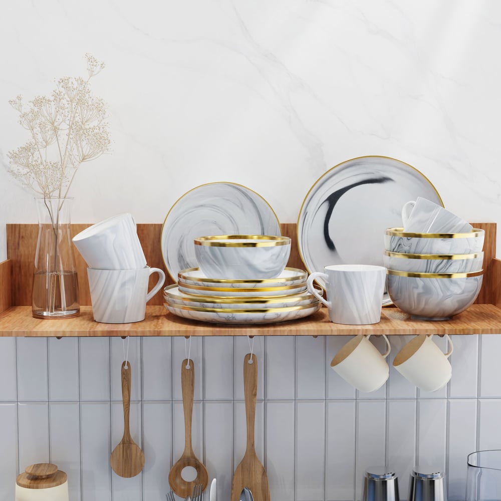 Otázky a odpovědi pro Moderní nádobí s hrnky 16dílné bílé a šedé keramické nádobí se zlatým okrajem