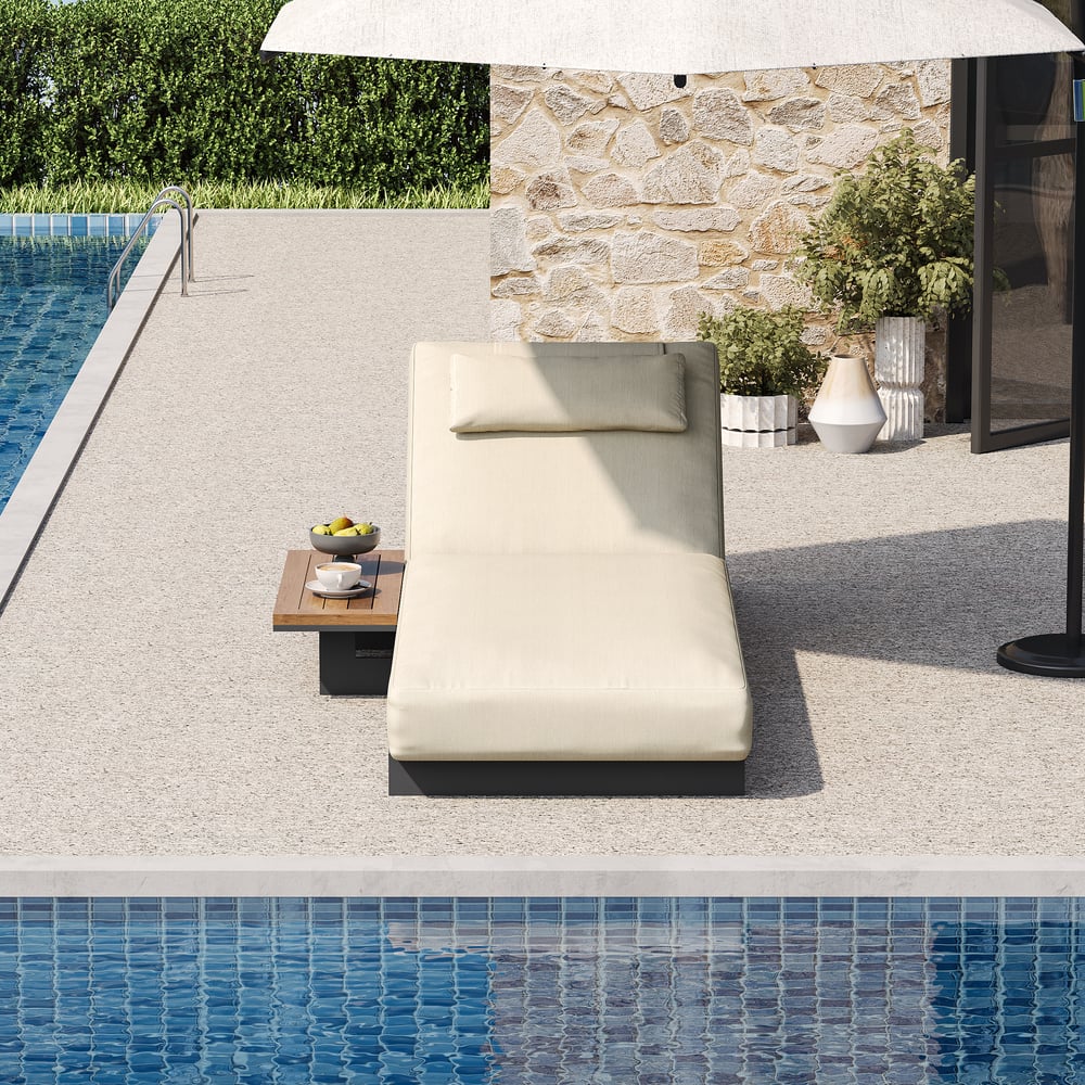 Hodnocení zákazníků pro položku Dřevěný a hliníkový venkovní lehátko s terasovým nábytkem v béžovém polštáři Sada 2 kusů