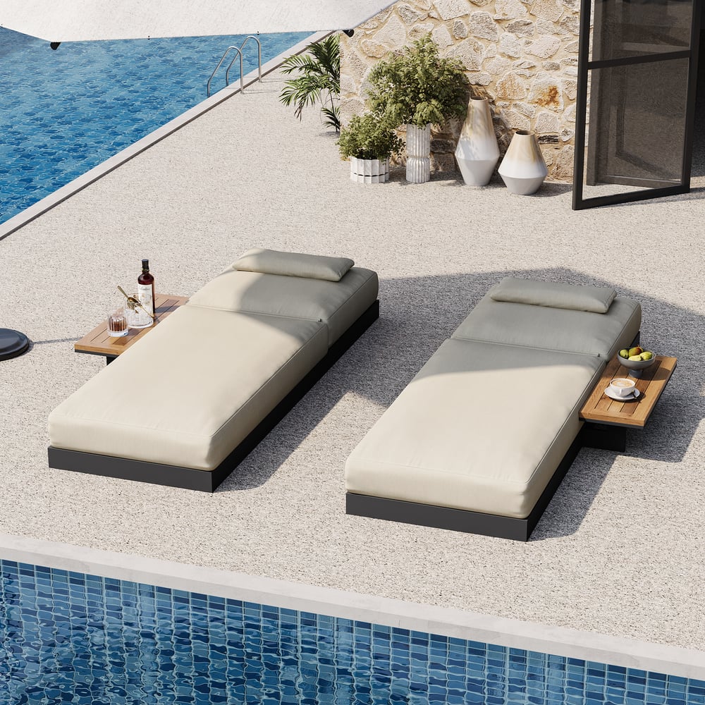 Hodnocení zákazníků pro položku Dřevěný a hliníkový venkovní lehátko s terasovým nábytkem v béžovém polštáři Sada 2 kusů