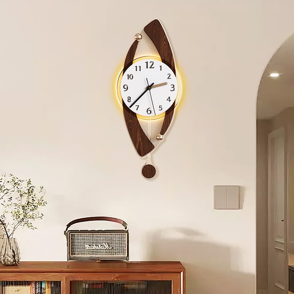 Vragen en antwoorden voor Moderne wandklok met LED en slinger, plug-in LED-verlichting, klok op batterijen