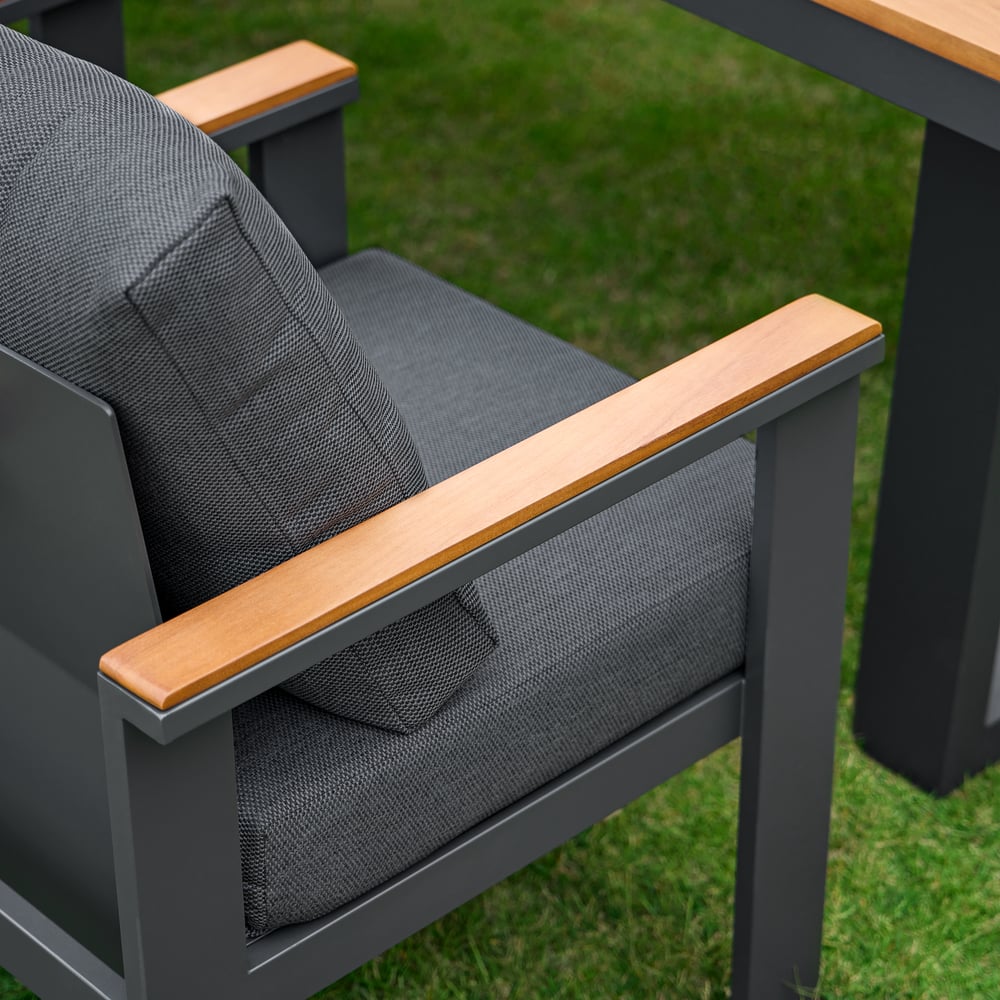 Questions and Answers for 8 Pieces Rectangle Wood & Aluminum Outdoor Patio Dining Set with Central Pillar Umbrella