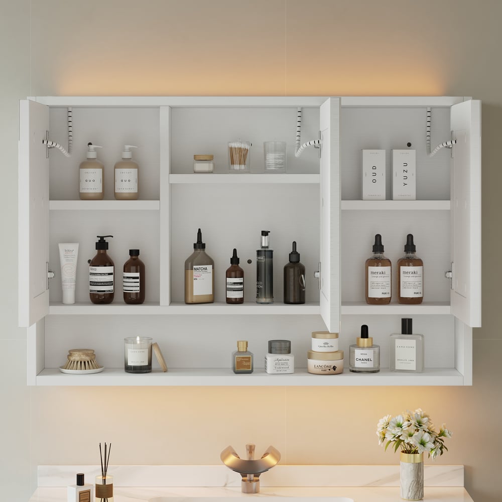 Domande e risposte per Armadietto per medicinali a LED bianco da 1000 mm con illuminazione regolabile, antiappannamento e orologio digitale