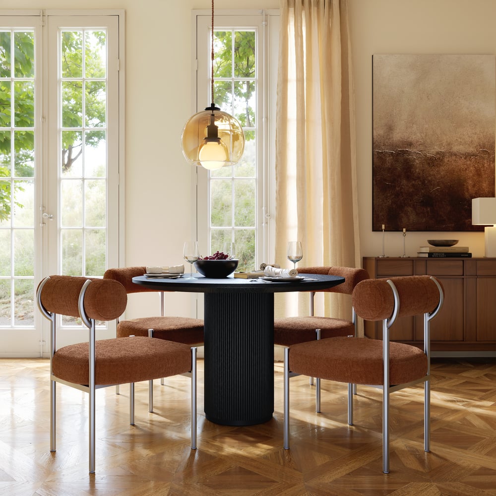 Questions and Answers for Modern Velvet Upholstered Dining Chair with Curved Back