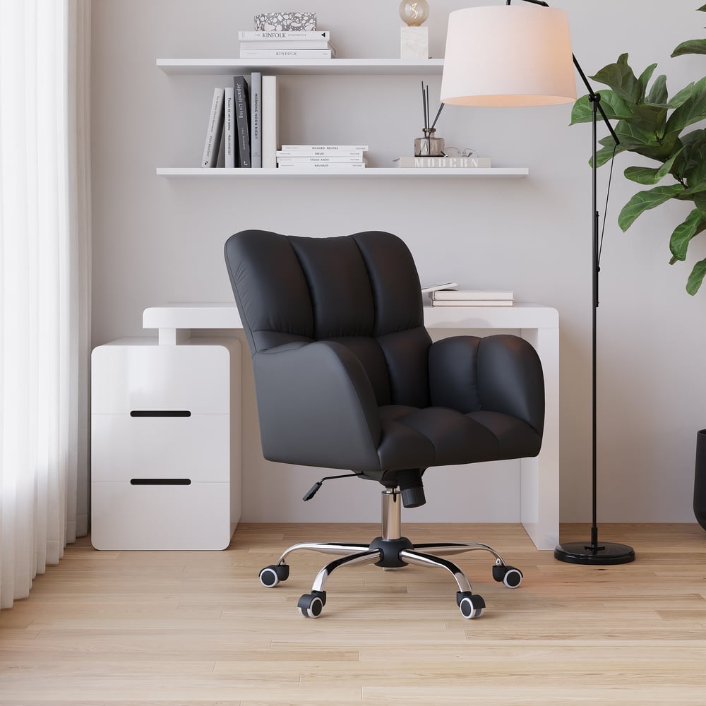Vragen en antwoorden voor Moderne zwarte bureaustoel van kunstleer - draaibare en in hoogte verstelbare bureaustoel
