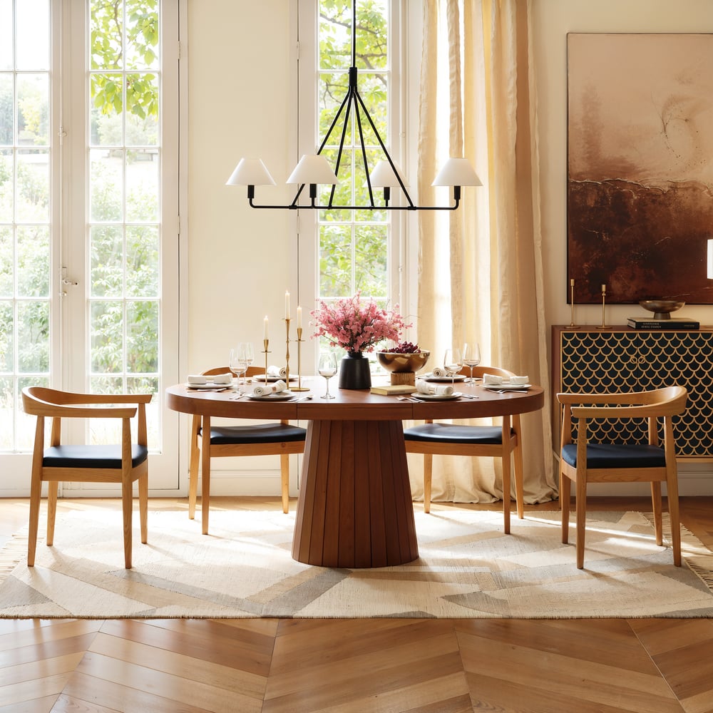 Questions et Réponses pour Ensemble de salle à manger extensible Japandi de 39 à 55 pouces avec 4 chaises