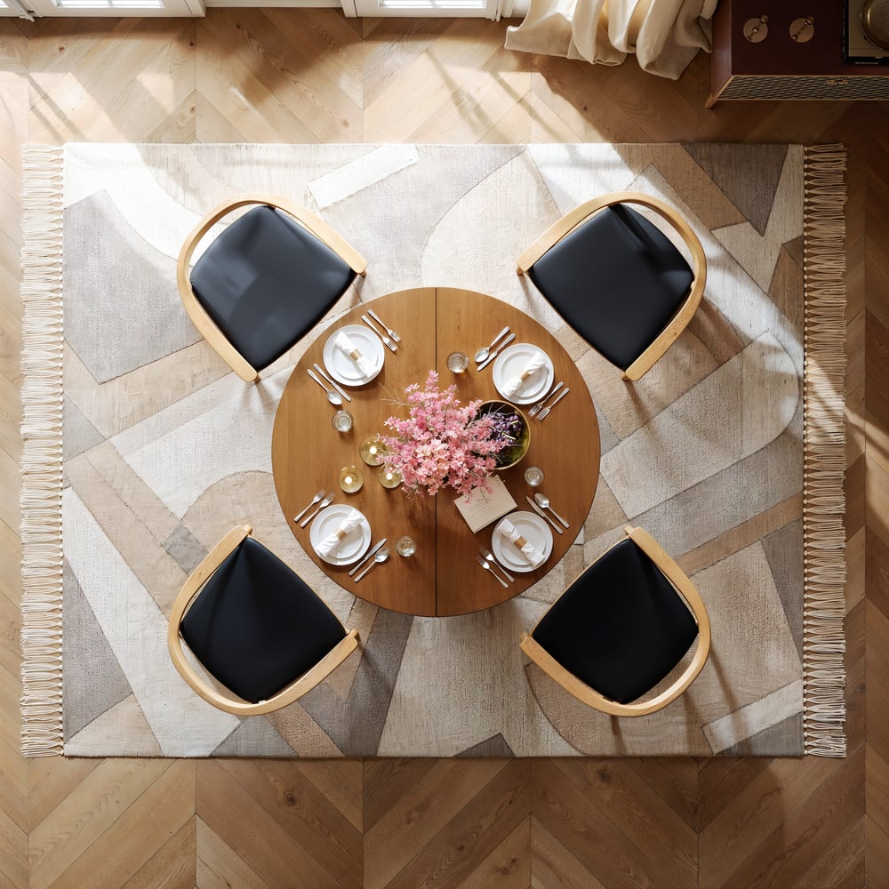 Questions et Réponses pour Ensemble de salle à manger extensible Japandi de 39 à 55 pouces avec 4 chaises