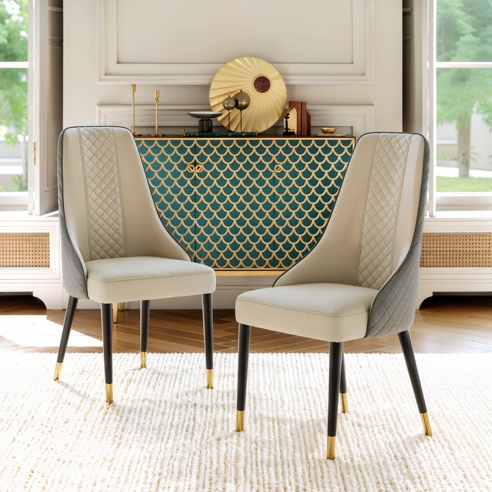 Questions et Réponses pour Chaises de salle à manger Diamic en simili cuir gris, lot de 2