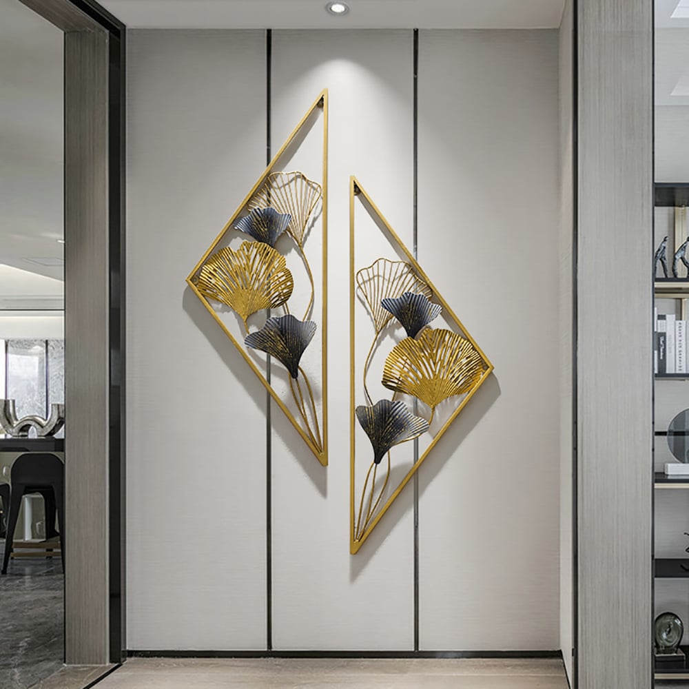 Questions and Answers for 900mmH 2 Pieces Metal Triangular Wall Decor Hollow-out Ginkgo Leaves Floral Art