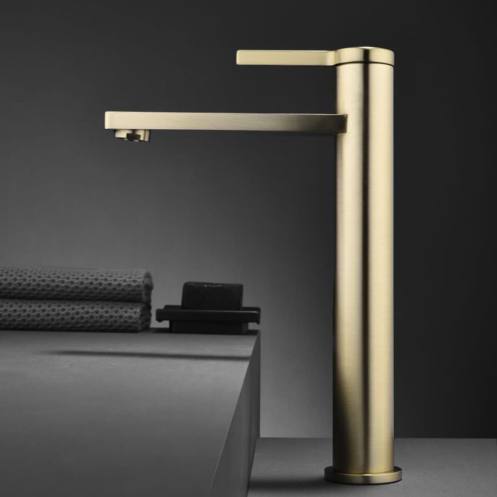 Customer Reviews for Brushed Gold Vessel Faucet 1-Hole Single Lever Zinc Alloy Handle Solid Brass