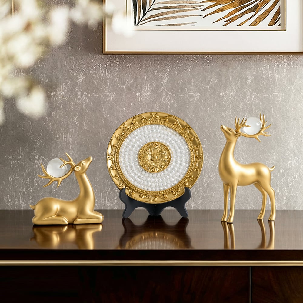 Klantrecensies voor 3-delige set gouden hertbeeldjes met decoratief bord luxe hars diersculpturen