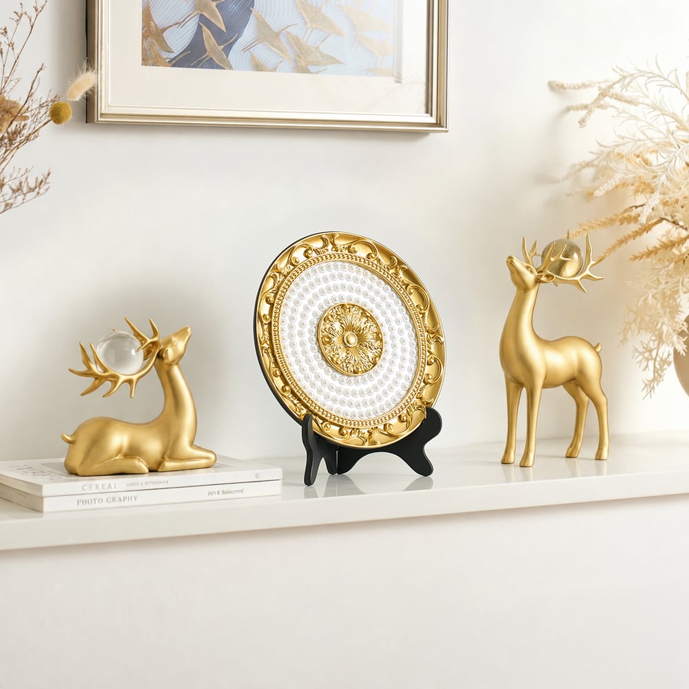 Klantrecensies voor 3-delige set gouden hertbeeldjes met decoratief bord luxe hars diersculpturen