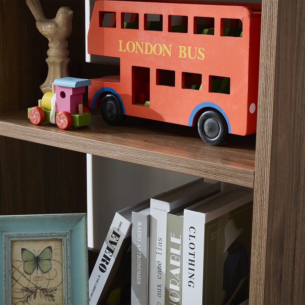 Bureau de bureau réversible en forme de L en noyer moderne 1350 mm avec étagères et 1 tiroir image de fenêtre