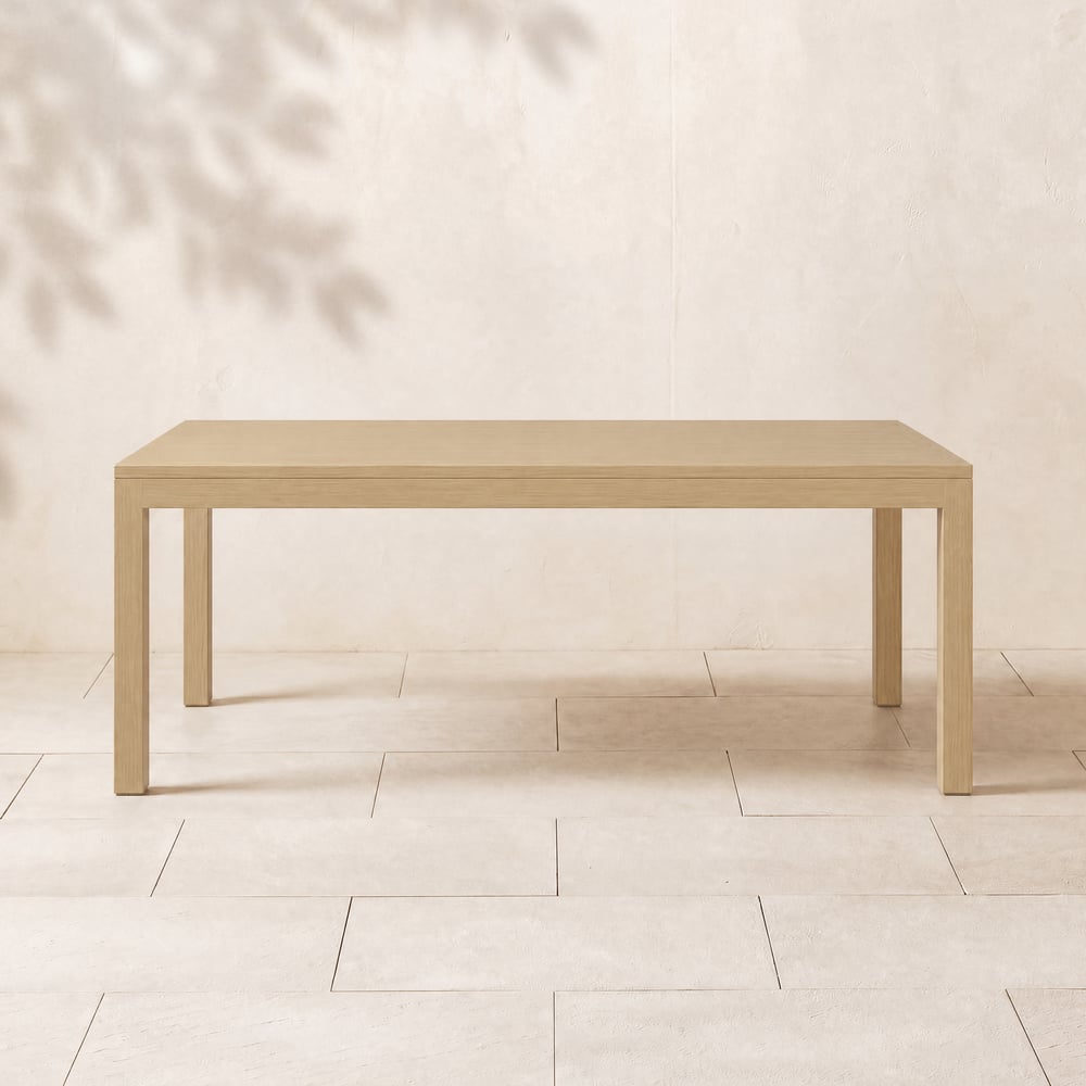 Table à manger d'extérieur Wevara 78" en aluminium à lattes finition naturelle image de fenêtre