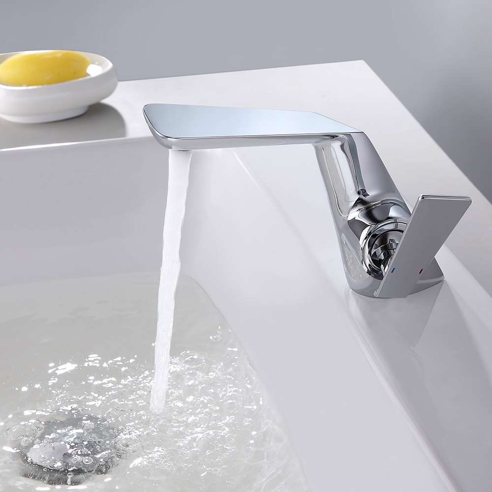 Modern One Hole Single Handle Brass Bathroom Basin Tap in Polished Chrome Solid Brass window image