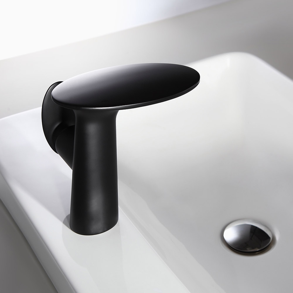 Pene Contemporain Laiton Massif Bec Cascade Bec simple poignée un trou Noir Robinet d'évier de salle de bain image de fenêtre