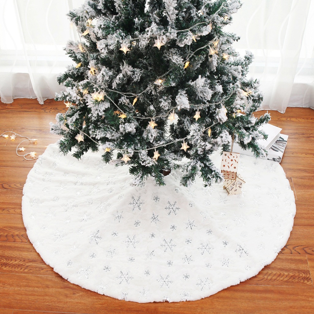 Christmas Decoration Tree Skirt Christmas Tree Foot Carpet with Silver Snowflake Sequins window image