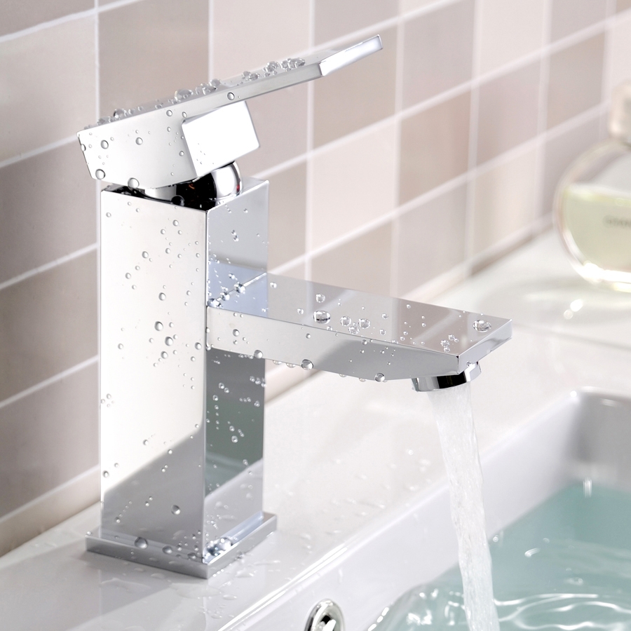 Dree Modern One Handle Single Hole Square Bathroom Sink Faucet Solid Brass in Polished Chrome window image
