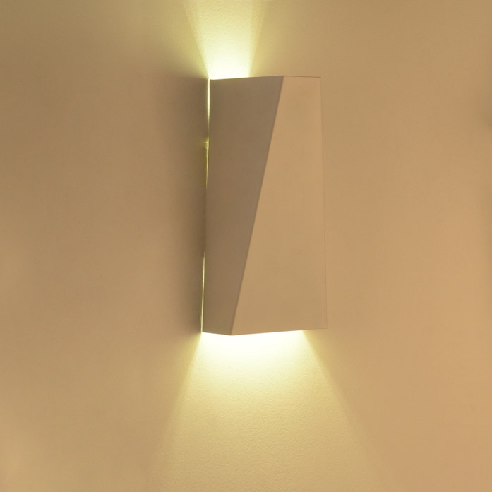 Contemporary Simple Artistic Metal Single-Light Up & Down Wall Light Sconce in White window image