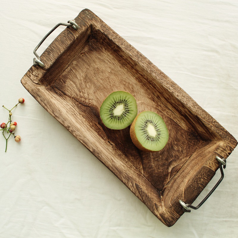 Rustiek noodlijdend houten handgemaakte rechthoekige decoratieve serveerschaal Fruit accentdienblad met metalen handgrepen in bruin set van 3 Vensterafbeelding