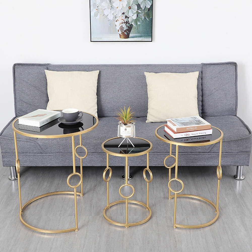 Lot de 3 tables d'appoint modernes en verre en métal doré image de fenêtre