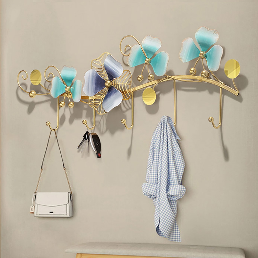 Porte-manteau mural contemporain Clover en métal avec 4 crochets image de fenêtre