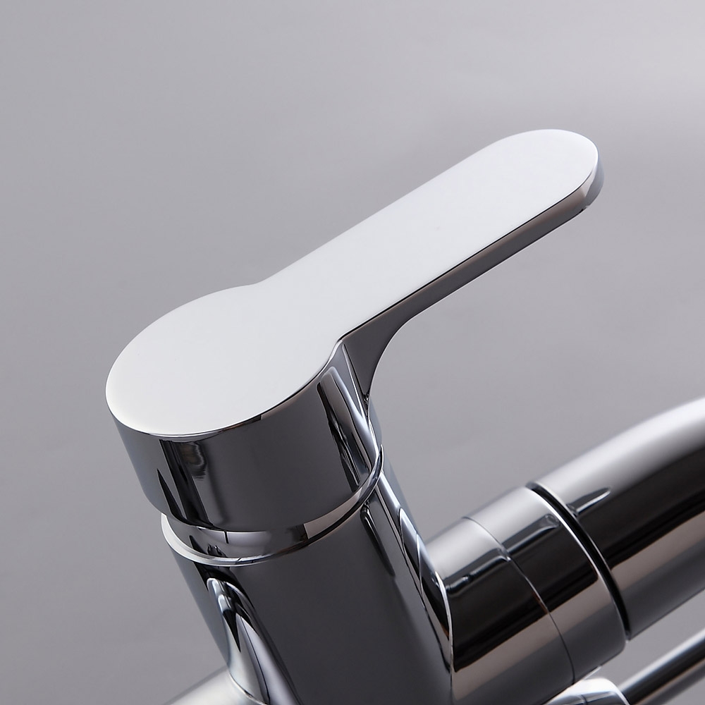 Single Hole Pull-Down Sprayer with Water Filtering Kitchen Sink Faucet in Polished Chrome
