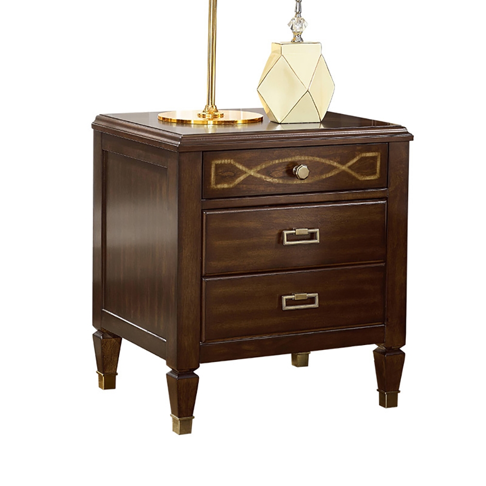 American Village Nightstand Bruin rechthoekig bijzettafel met 3 lades Vensterafbeelding