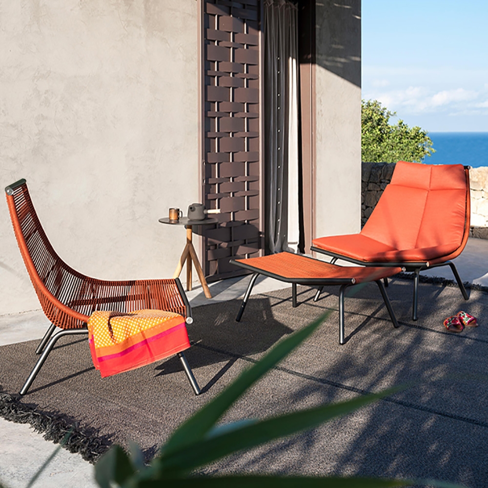 Brick Red Rattan Patio Lounge Chair with Dense Cushion｜Homary