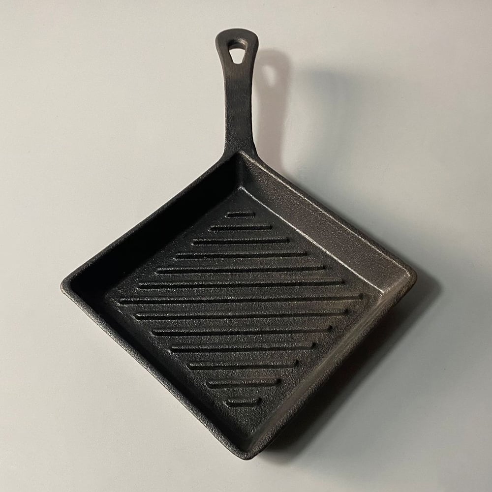 Cast Iron Mini Frying Pan Steak Frying Pan Omelette Pan window image