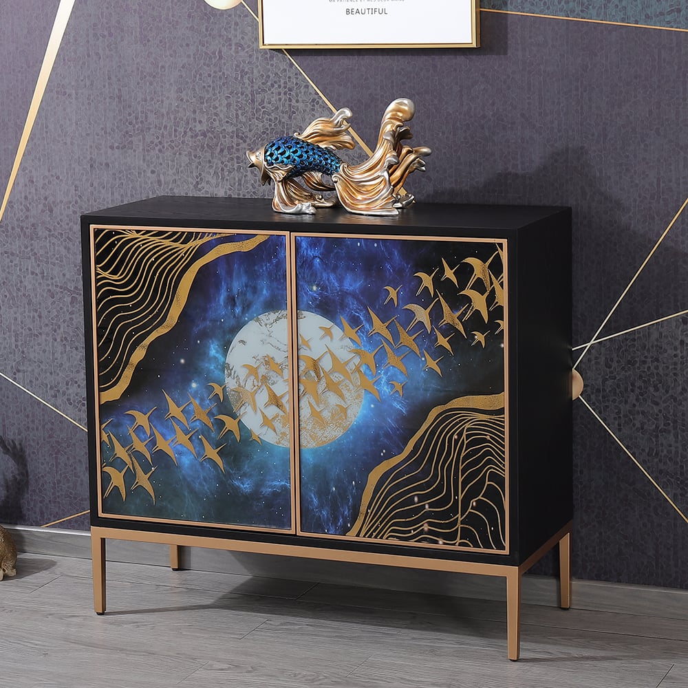 Modern zwart dressoir buffet 2 gebrandschilderde glazen deuren accentkast gouden afwerking Vensterafbeelding